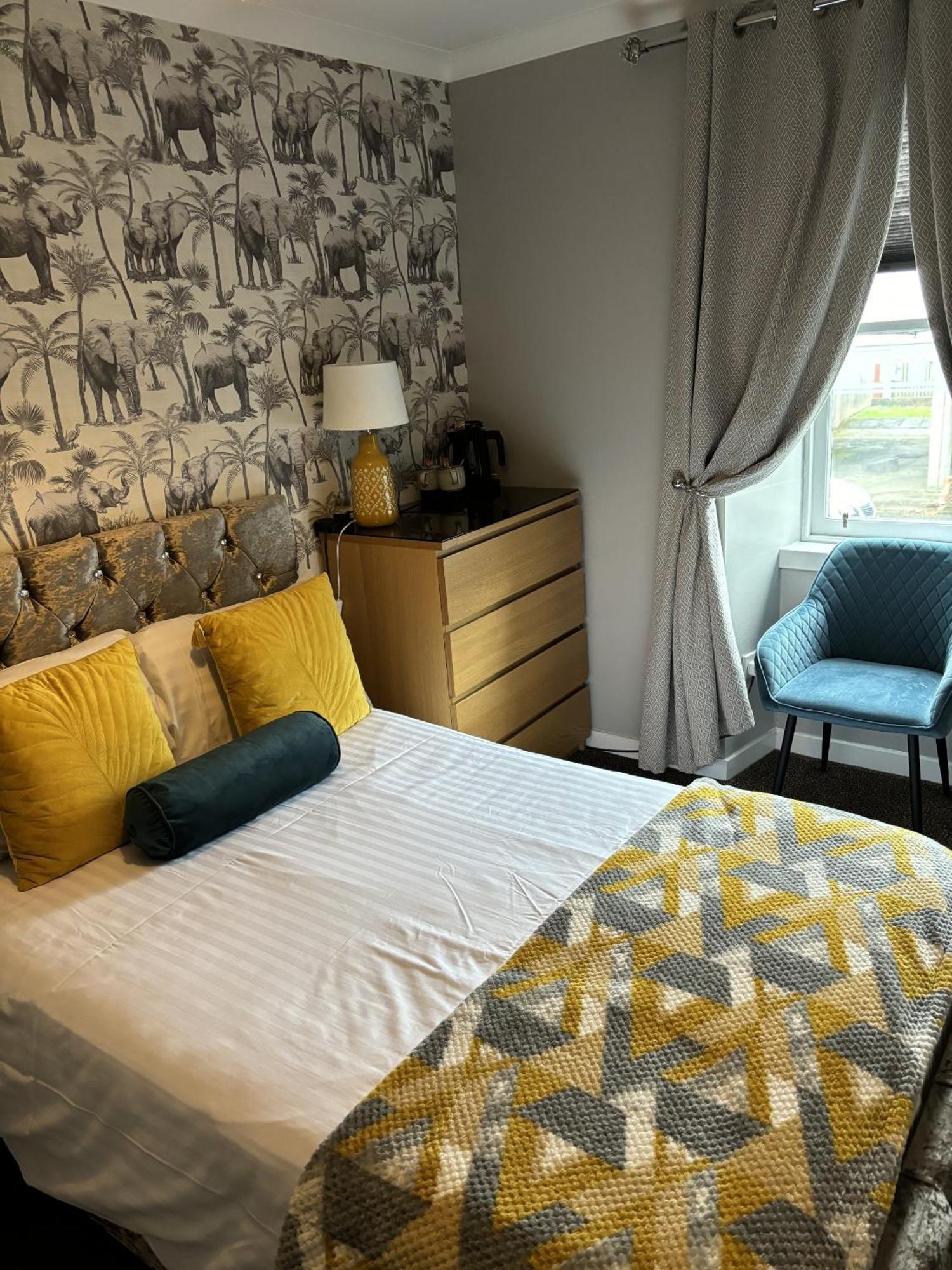 The Blackhorse Accommodation Newton Stewart Dış mekan fotoğraf